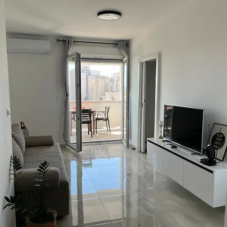 Apartment Beni