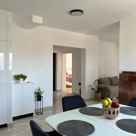 Beni Apartment