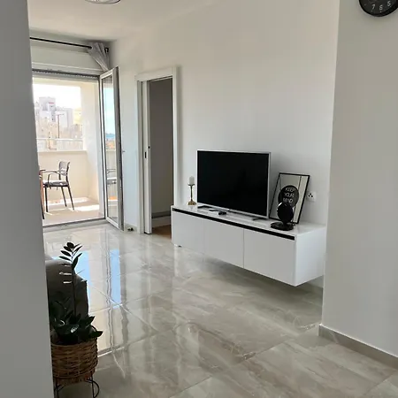 Beni Apartment